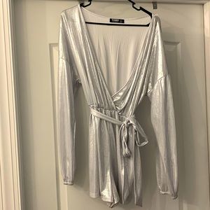 Romper. Worn once, great condition.